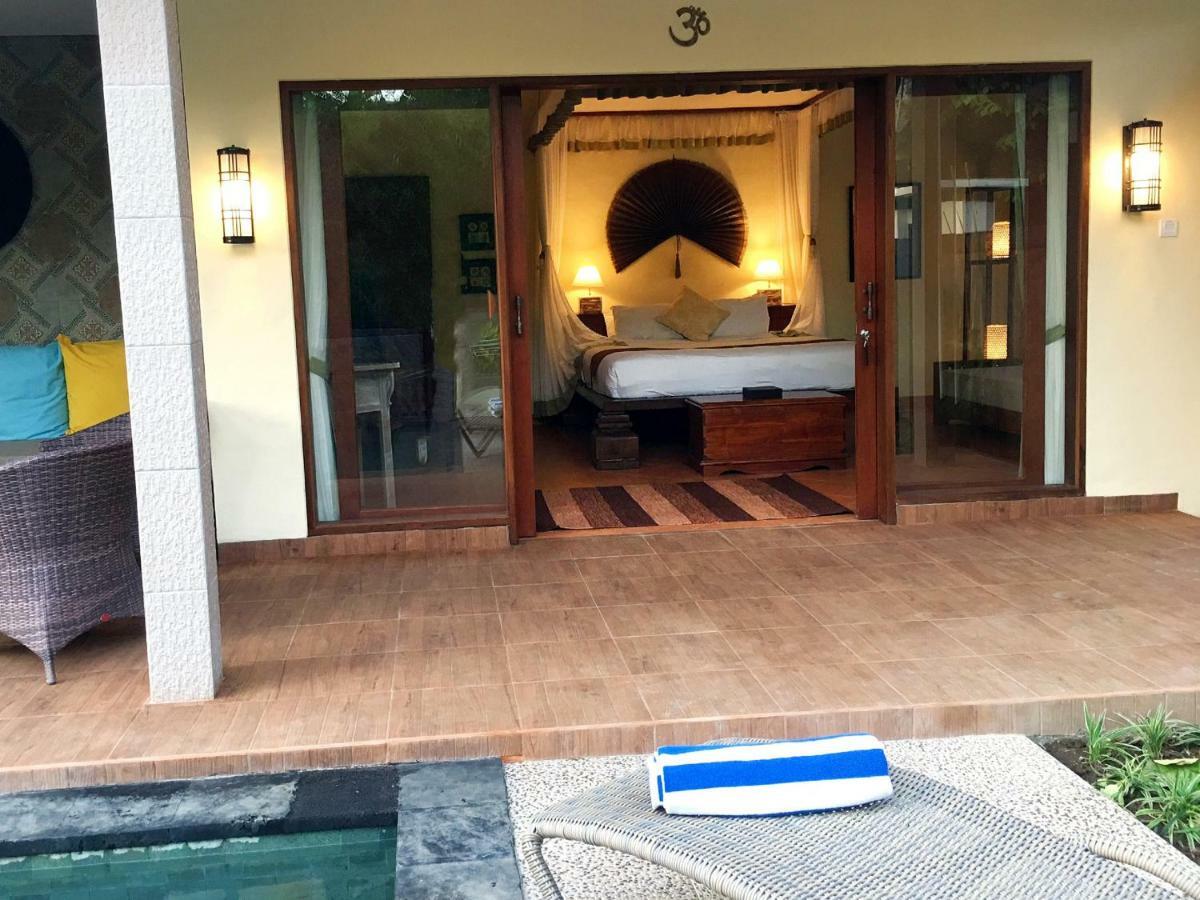 With Private Pool At Nirvana *